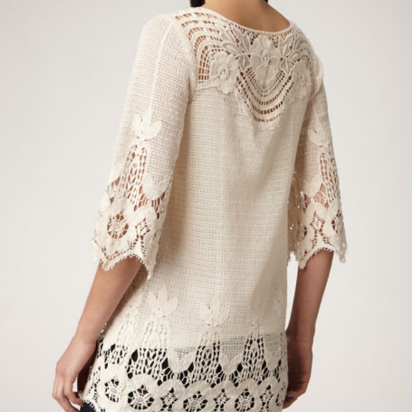 Neiman Marcus XCVI Intricate Crochet Tunic - Picture 3 of 8